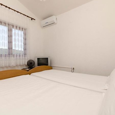 Apartments Mirko Τρογκίρ Εξωτερικό φωτογραφία