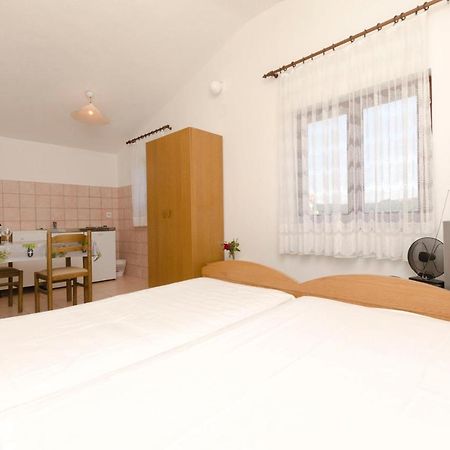 Apartments Mirko Τρογκίρ Εξωτερικό φωτογραφία