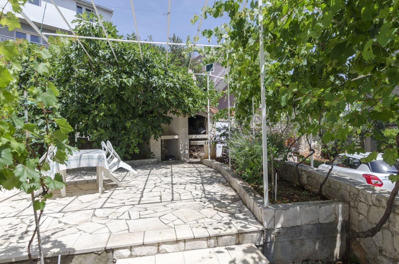 Apartments Mirko Τρογκίρ Εξωτερικό φωτογραφία