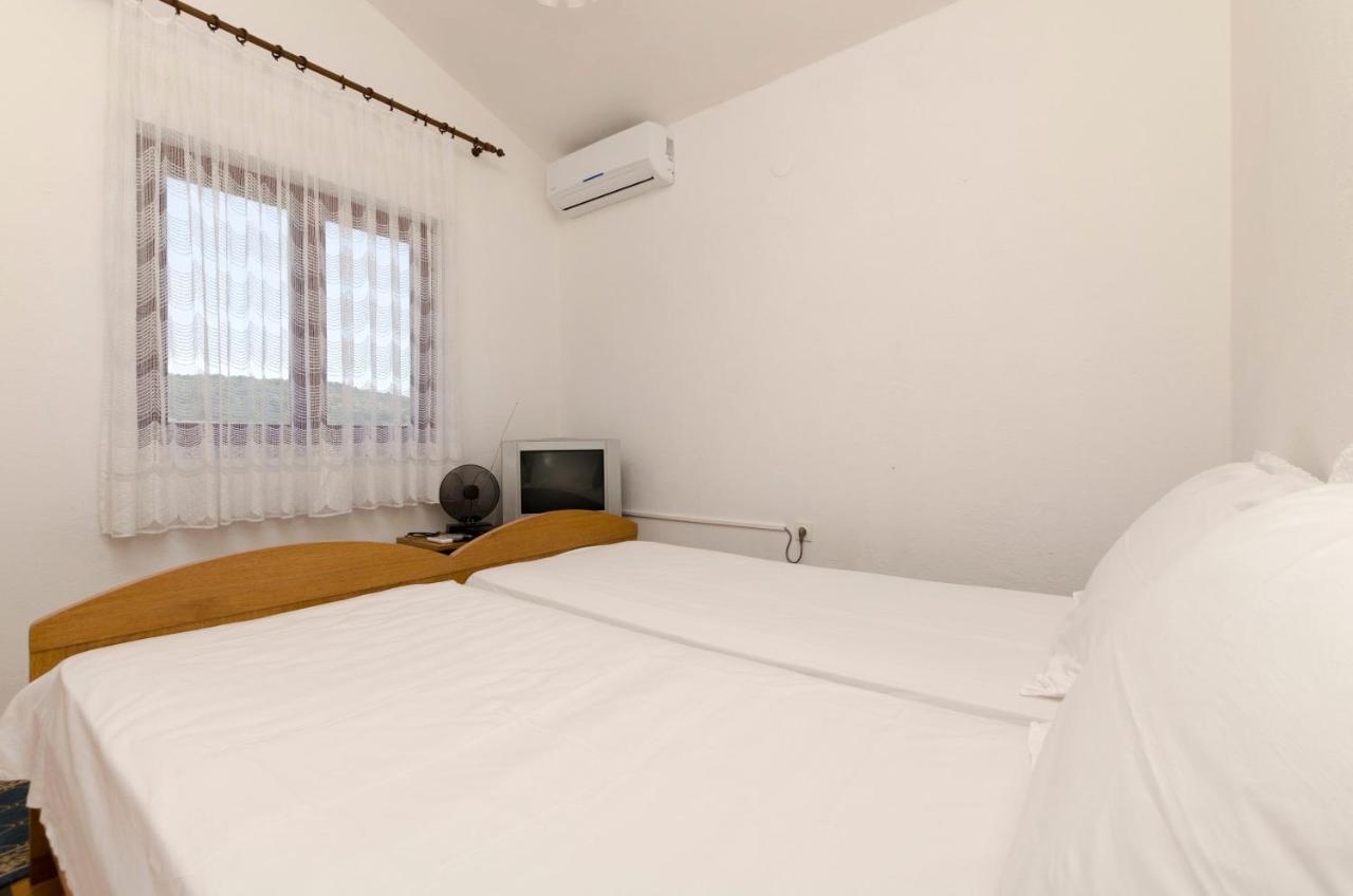 Apartments Mirko Τρογκίρ Εξωτερικό φωτογραφία