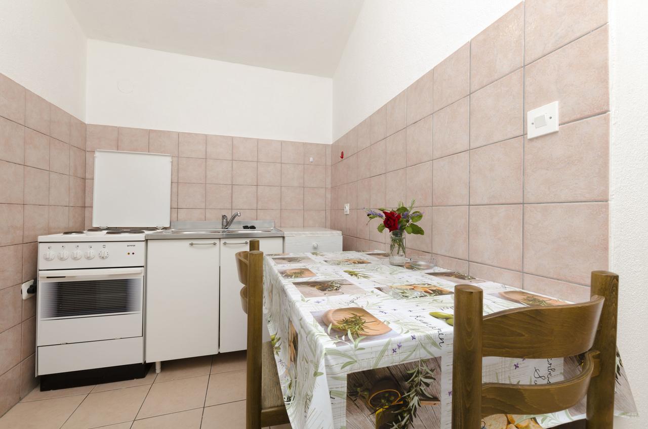 Apartments Mirko Τρογκίρ Εξωτερικό φωτογραφία